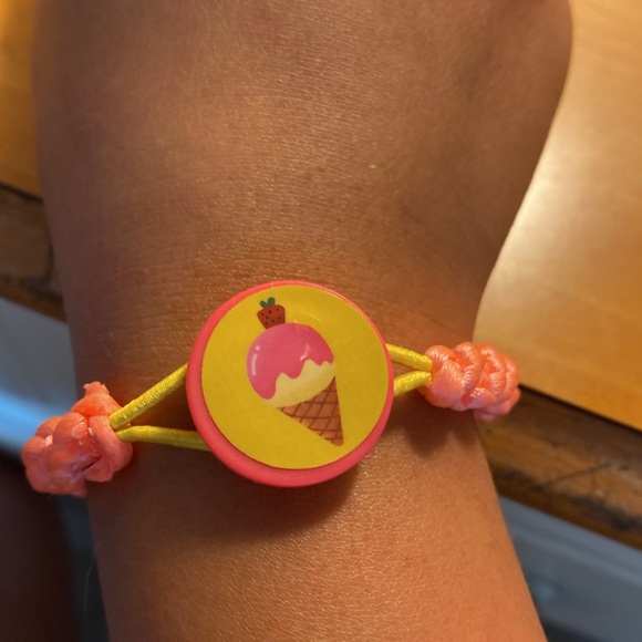 Ice cream bracket - Picture 2 of 8